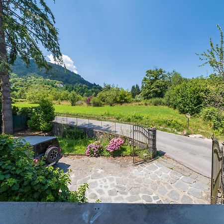 Agriturismo Borgo Biaia Camporgiano Exteriör bild
